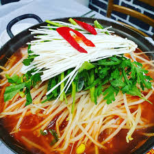 Order Ah Goo Maewoon Tang food online from Seoul Cham Soot Bbq store, La Canada Flintridge on bringmethat.com