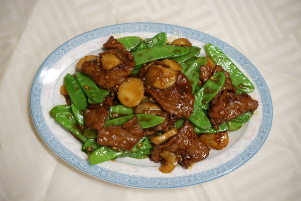 Order Beef with Snow Peas food online from Red Lantern store, Brea on bringmethat.com
