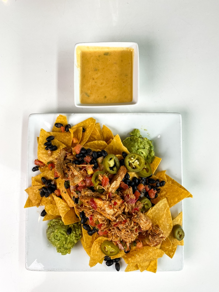 Order Venti Nachos food online from Venti's Cafe + Taphouse store, Salem on bringmethat.com