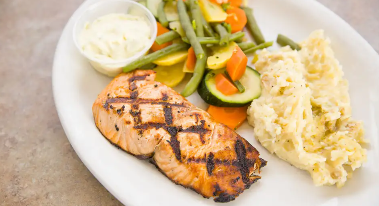 Order Salmon Special  food online from Danny Deli And Grill store, Ventura on bringmethat.com