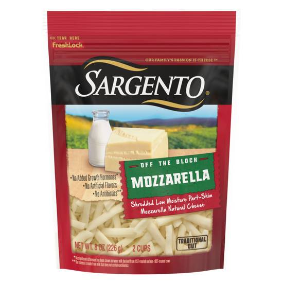 Order Sargento Natural Shredded Traditional Cut Part-Skim Mozzarella Cheese 8oz food online from Everyday Needs by Gopuff store, La Mesa on bringmethat.com