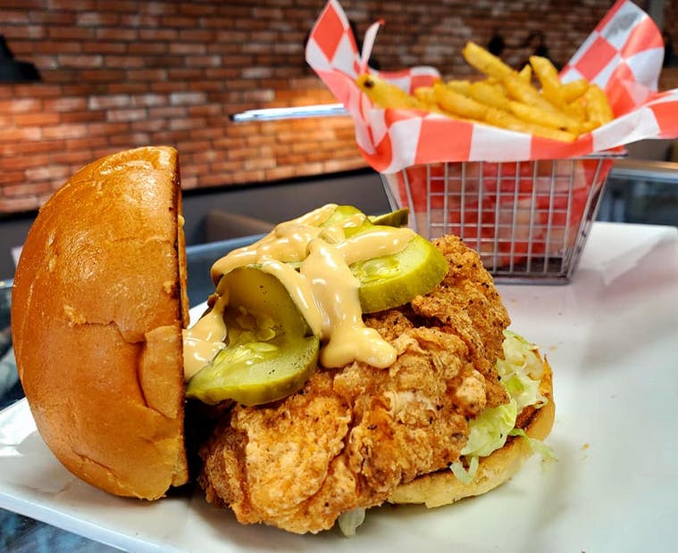Order Southern Fried Chicken Sandwich - Sandwich food online from Brother Bruno Pizza store, Washingtonville on bringmethat.com
