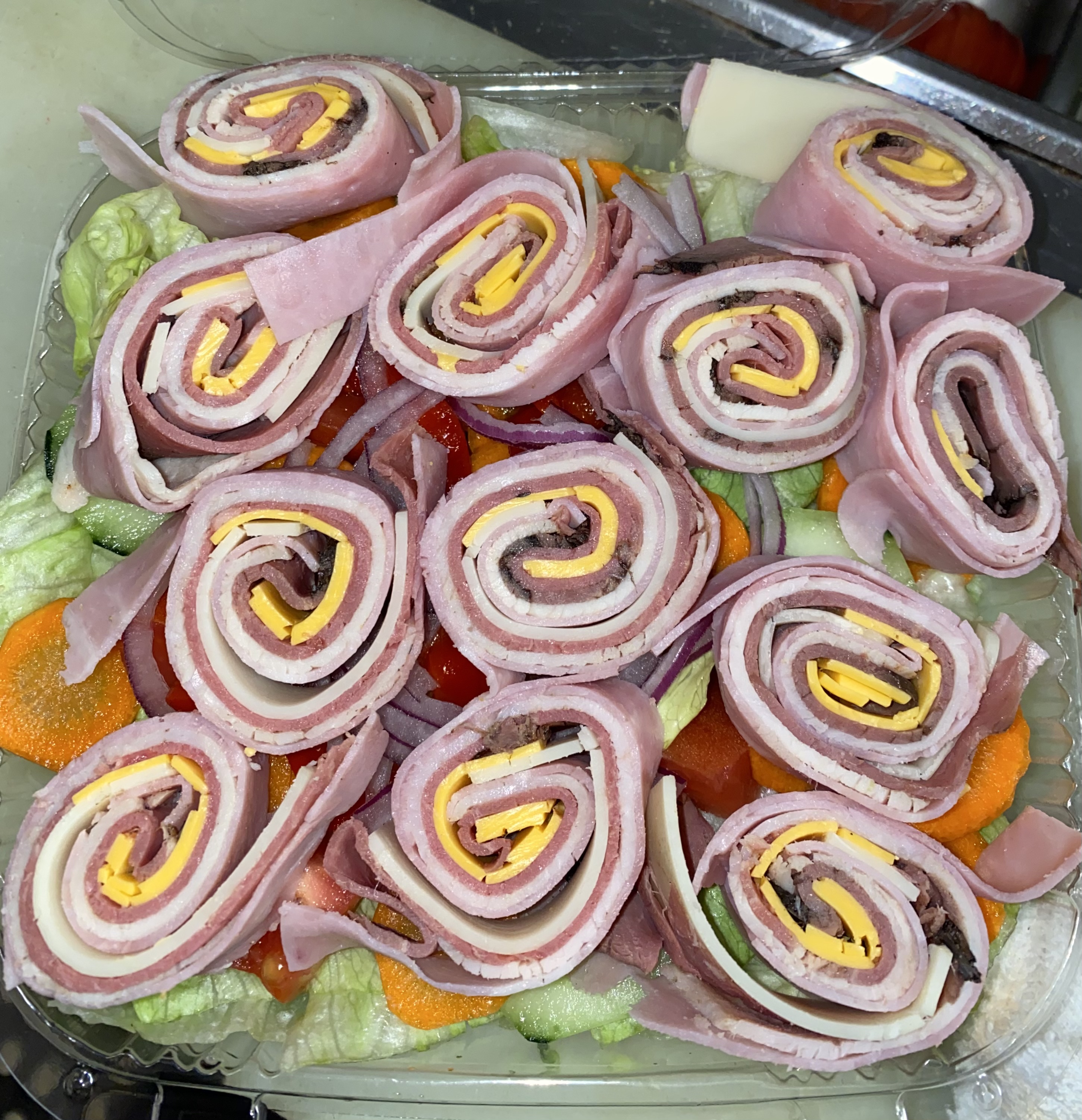Order Chef's Salad food online from Lucia's Pizza store, Carteret on bringmethat.com