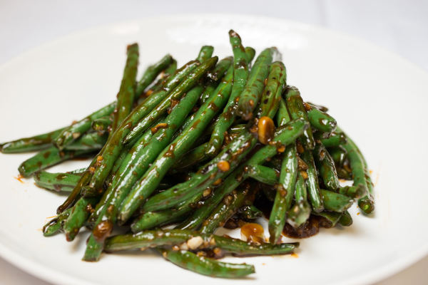 Order V4. Sauteed String Bean food online from 7 Star Asian Cafe store, Houston on bringmethat.com