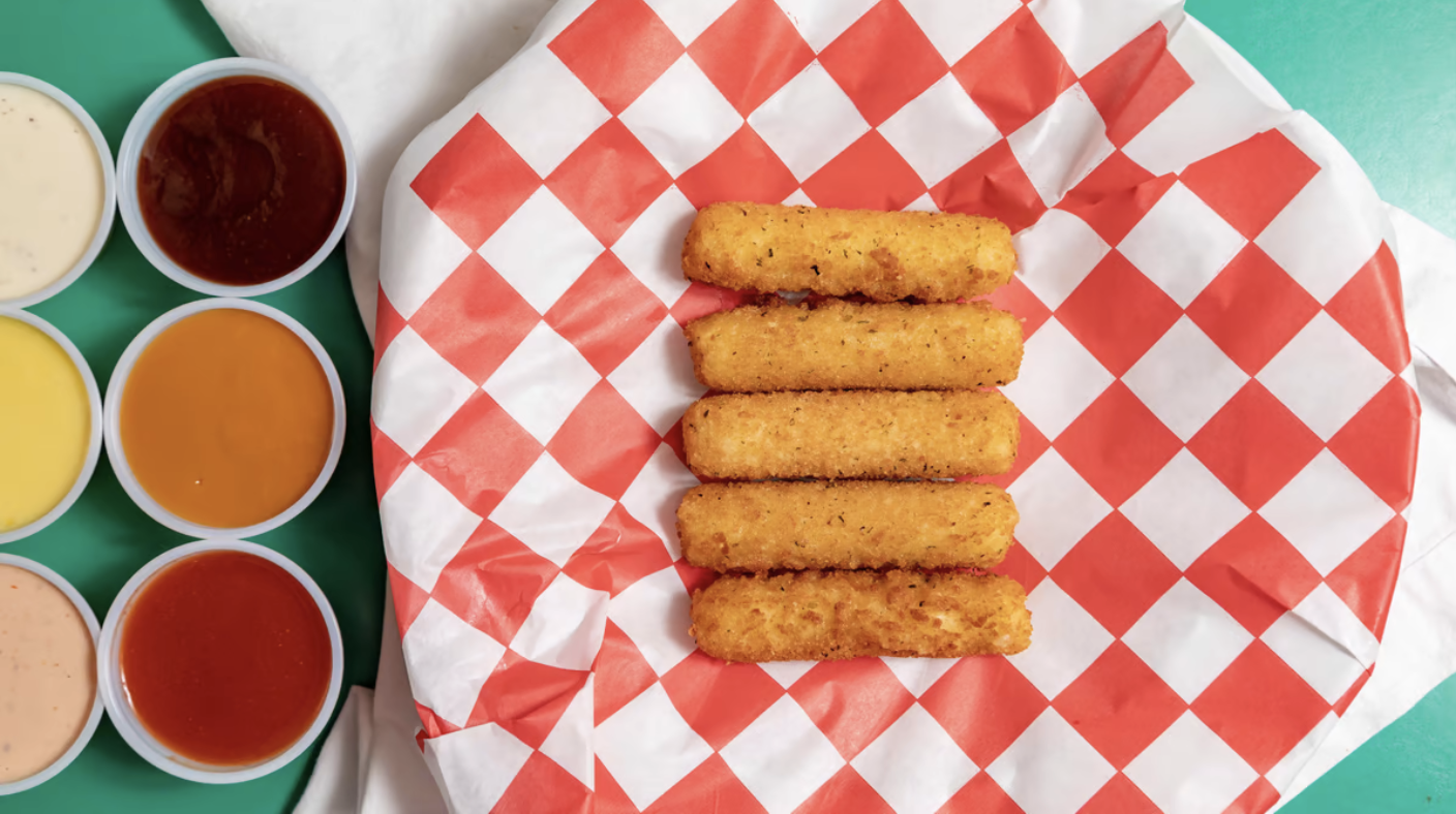 Order Mozzarella Cheesesticks food online from Chick-N Grille store, Pittsburgh on bringmethat.com