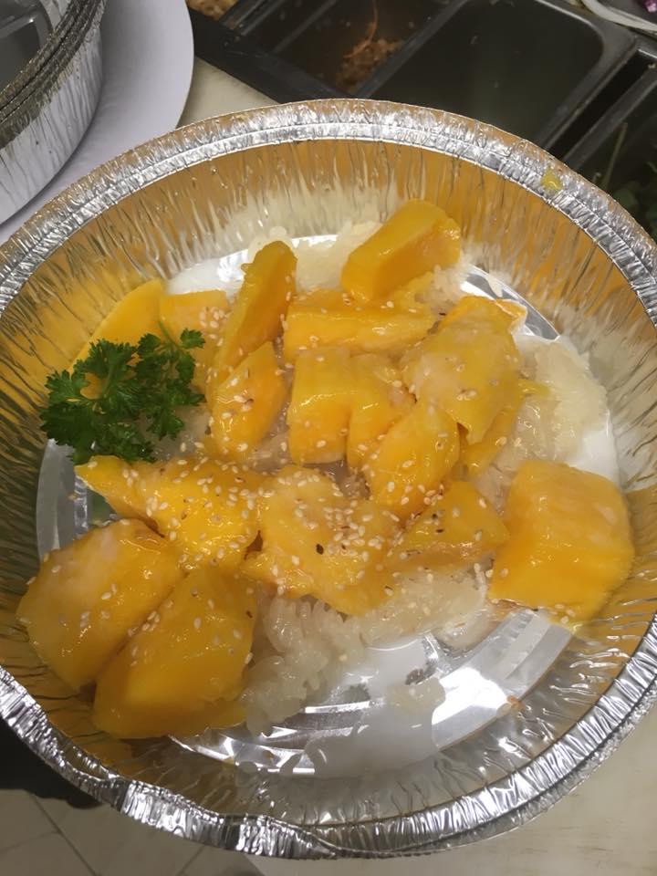 Order Mango and Sticky Rice food online from Jay's Thai Kitchen store, Suffern on bringmethat.com