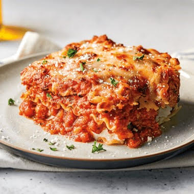 Order Meat Lasagna food online from New York Pizza & Pasta store, San Leandro on bringmethat.com