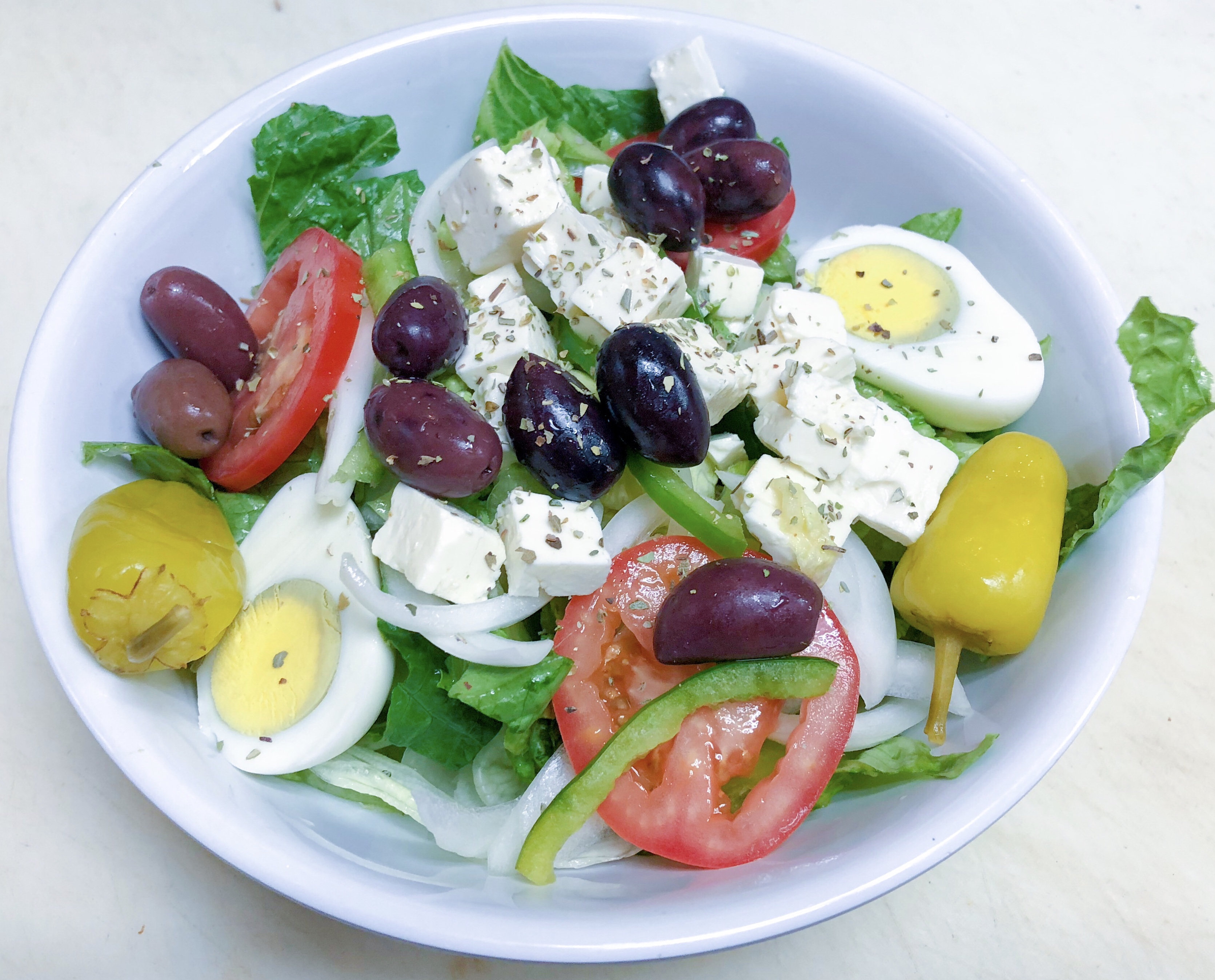 Order Greek Salad food online from Stanley's Grill store, Chicago on bringmethat.com