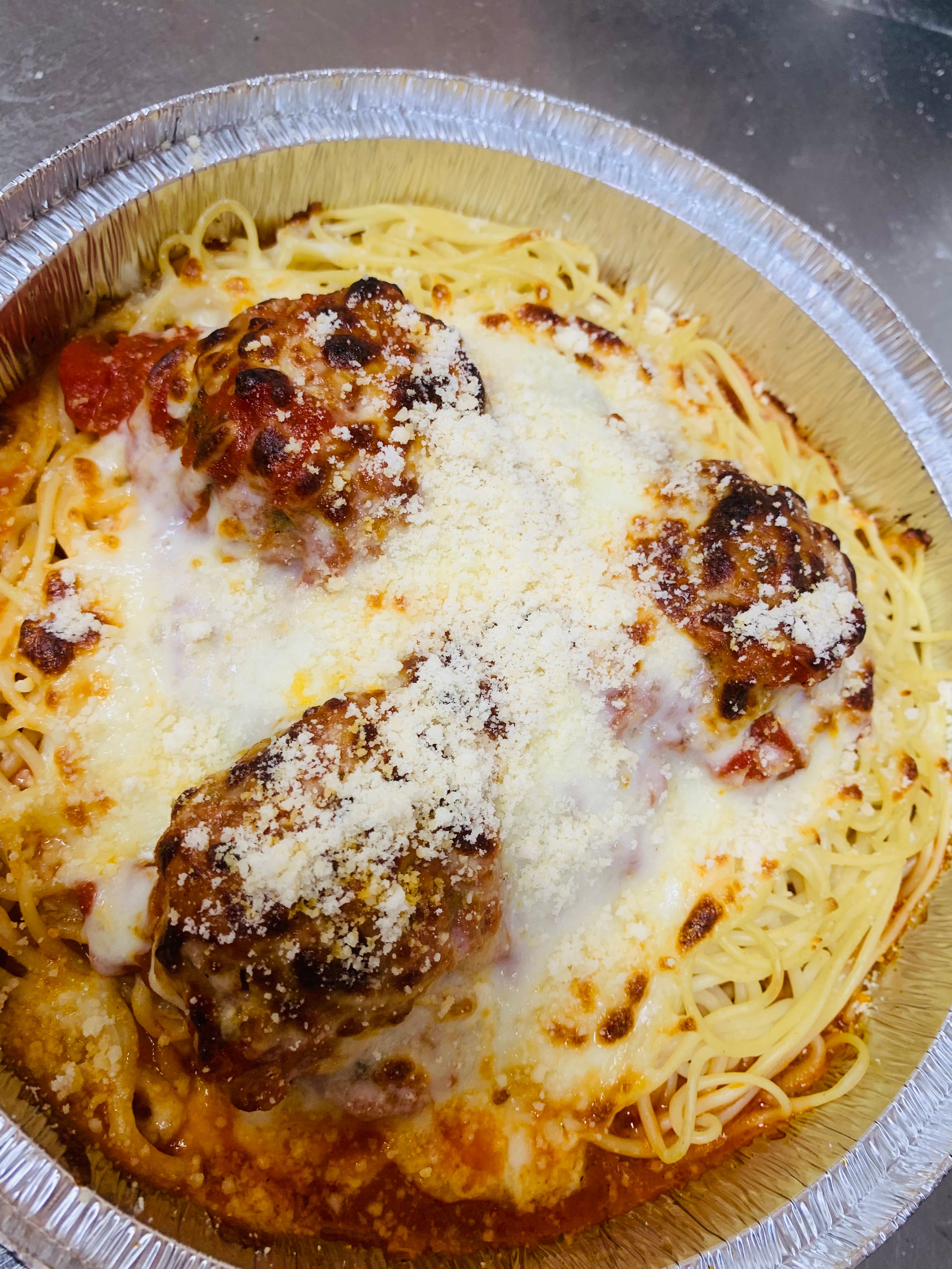 Order Spaghetti & Meatballs - Dinners & Pasta food online from Pizza Di Roma & Pasta store, Martin on bringmethat.com