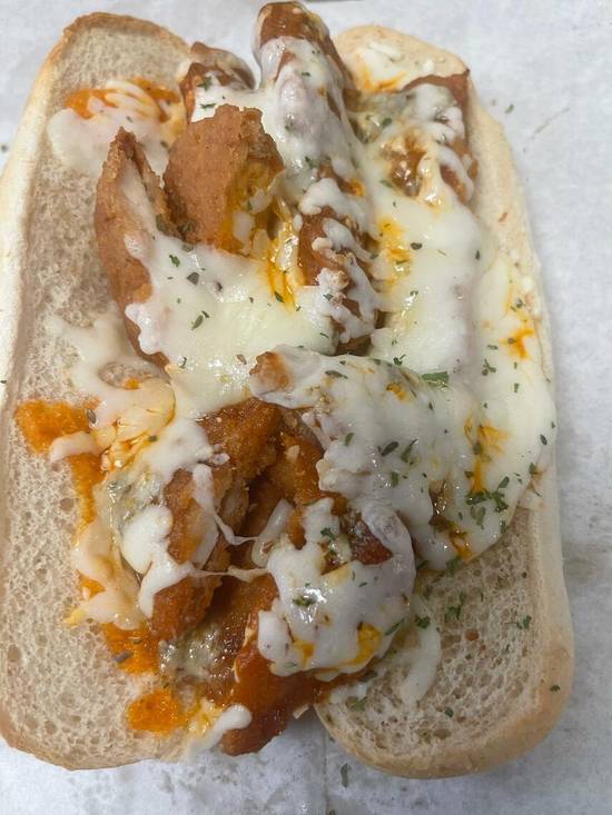 Order Buffalo Chicken Melt food online from The Pizza Cutters store, Syracuse on bringmethat.com