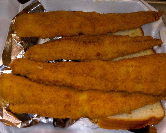 Order Fried Fish Sandwich food online from Brothers Kitchen Soulfood & Bbq store, Gloucester on bringmethat.com