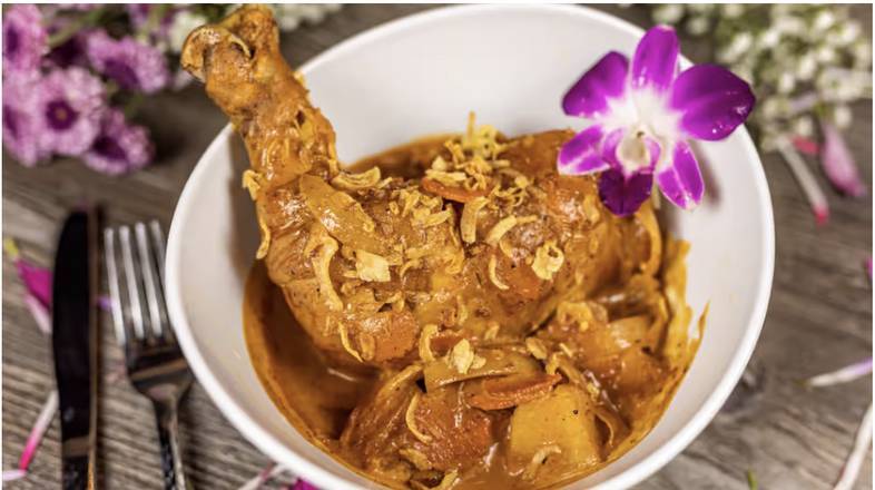 Order Massaman Curry food online from May Thai Kitchen store, Alameda on bringmethat.com