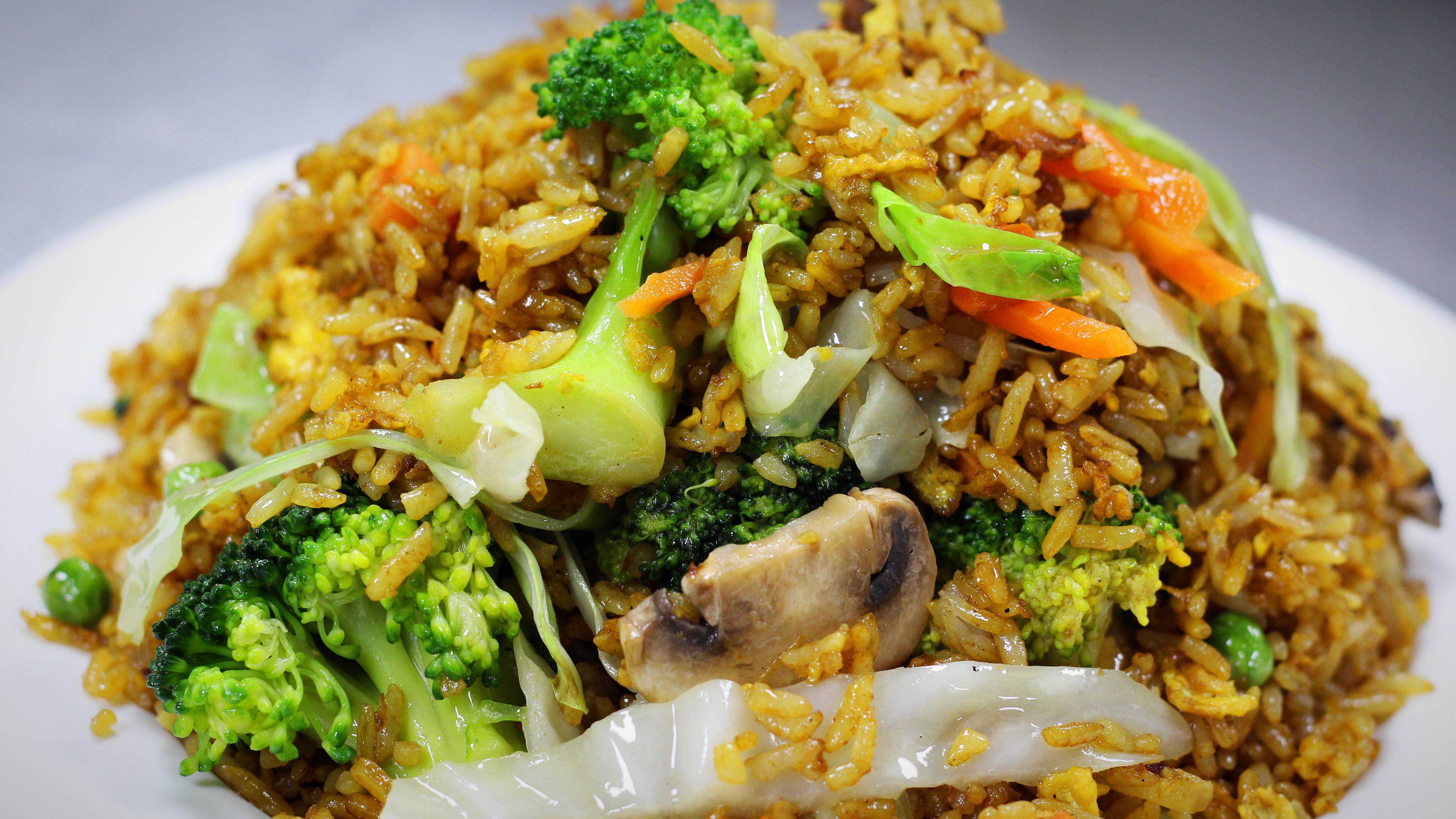 Order R1. Vegetable Fried Rice (Qt) food online from Captain King Seafood City store, Memphis on bringmethat.com