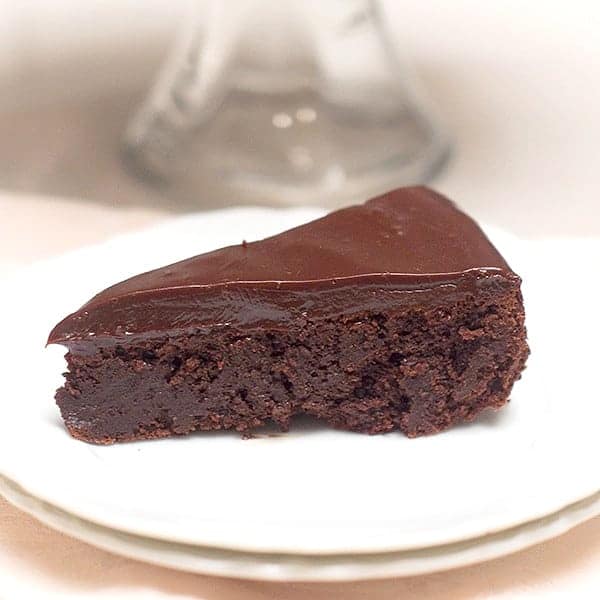 Order Chocolate Cake food online from Maros Gyro store, Smyrna on bringmethat.com