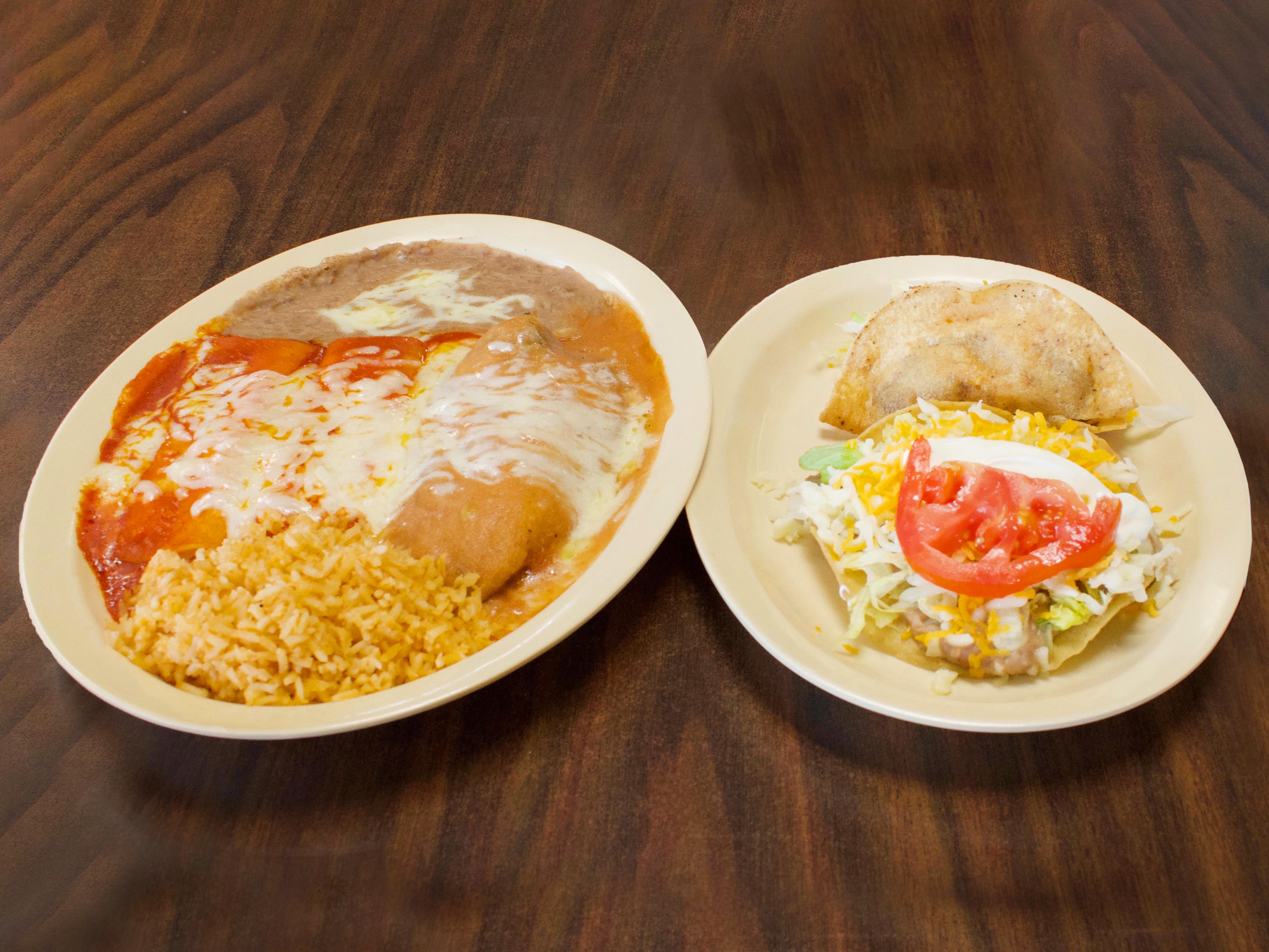 Order Mexican Plate food online from Cuauhtemoc Cafe store, El Paso on bringmethat.com