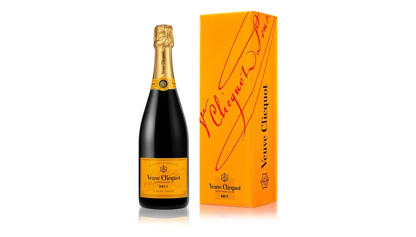 Order Veuve Clicquot Ponsardin Brut Champagne Champagne Blend Sparkling Wine 750mL food online from House Of Cigar & Liquor store, Redondo Beach on bringmethat.com