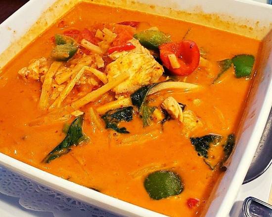 Order Red Curry food online from Taste of Thai and Sushi store, Houston on bringmethat.com