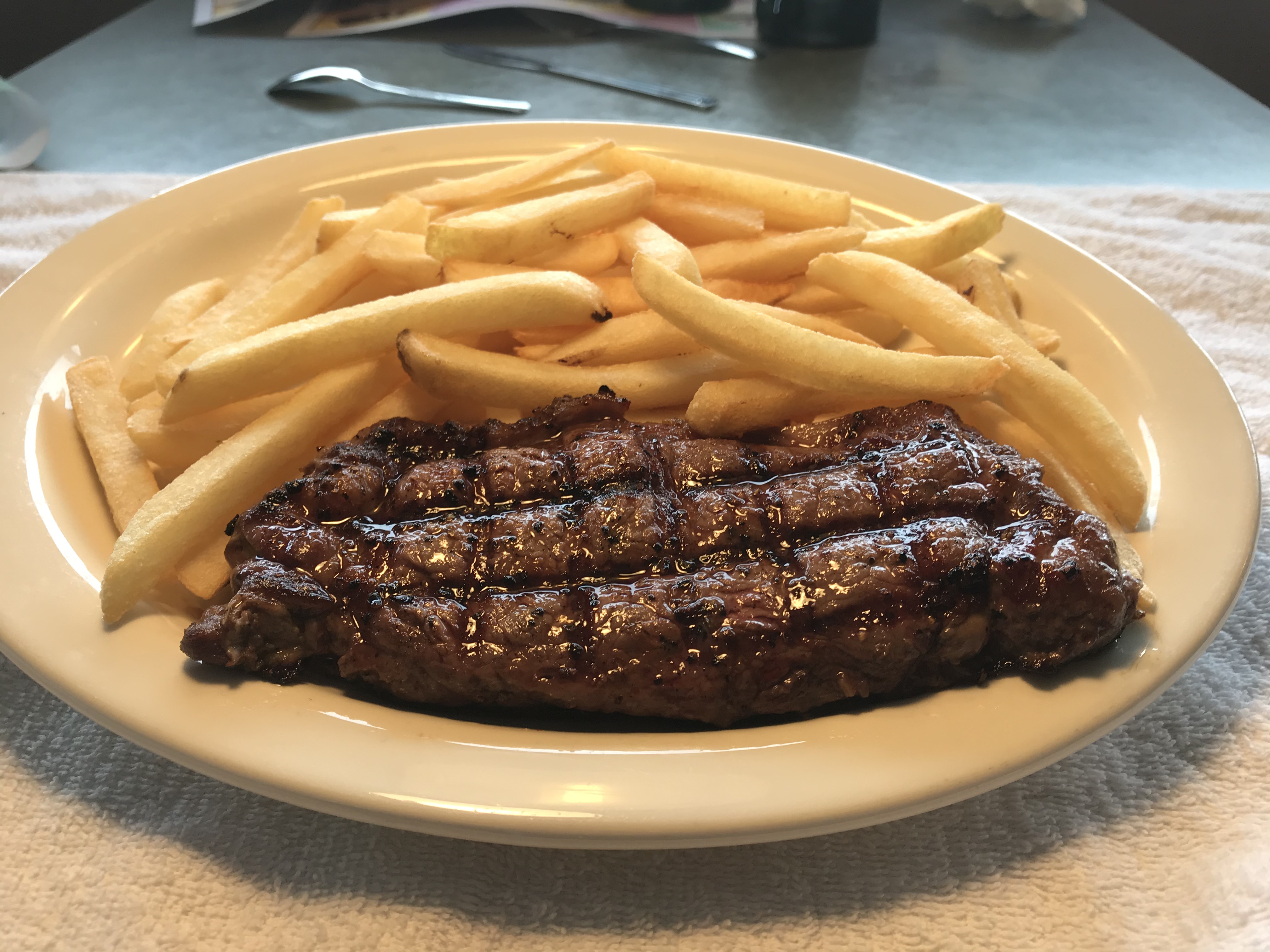 Order Classic NY Strip Dinner food online from Ram Horn Restaurant store, Taylor on bringmethat.com