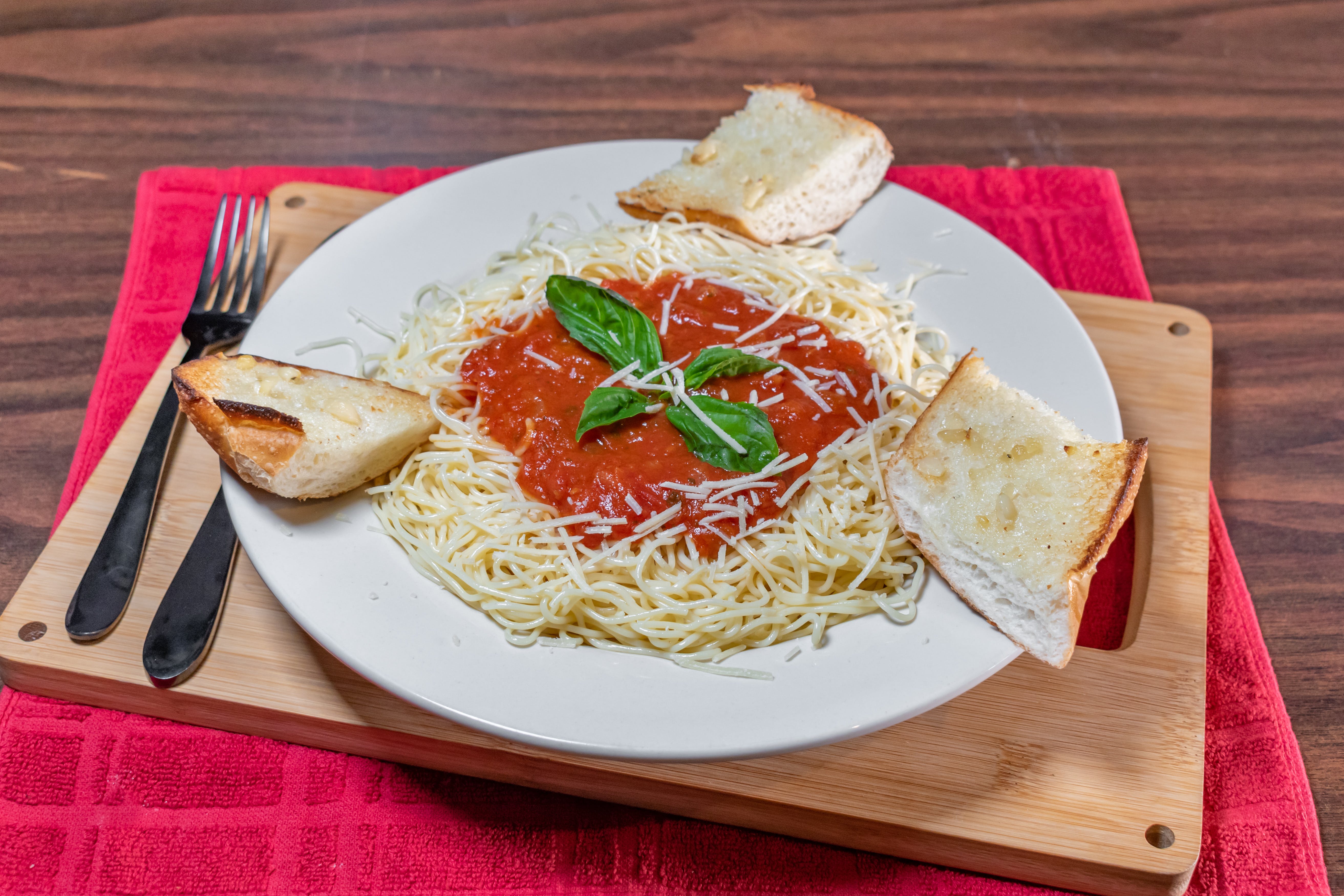 Order Spaghetti with Marinara Sauce - Pasta food online from Gotham Pizza store, Houston on bringmethat.com
