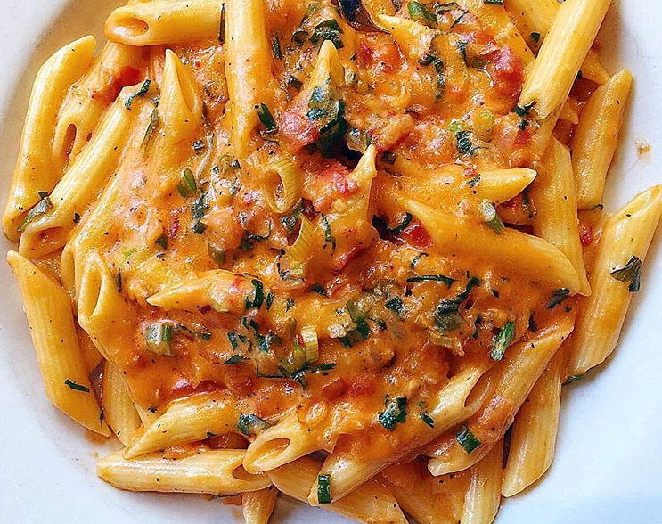 Order Penne alla Vodka food online from Patsy's pizzeria morris park store, Bronx on bringmethat.com