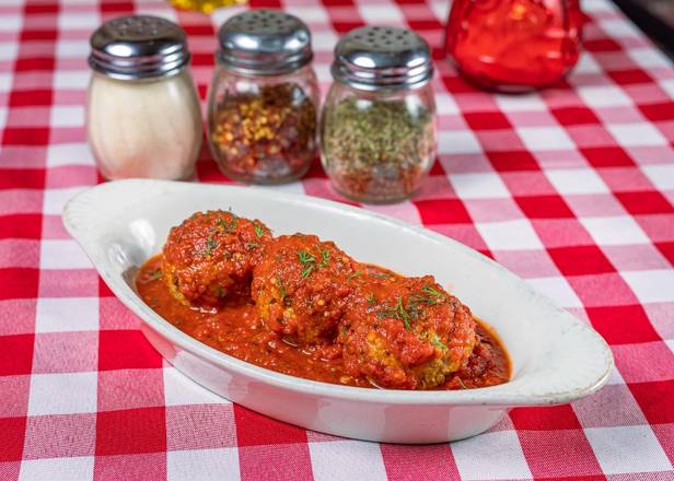 Order Meatball Parmesan Dinner food online from Enzo's Pizzeria store, Los Angeles on bringmethat.com
