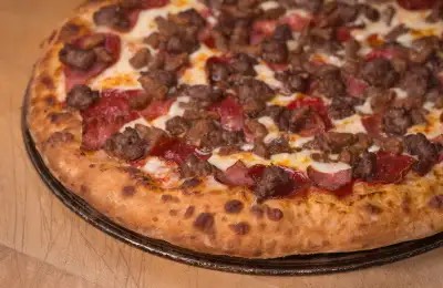 Order Small 10" All Meats Pizza food online from Pizza Express store, Atascadero on bringmethat.com