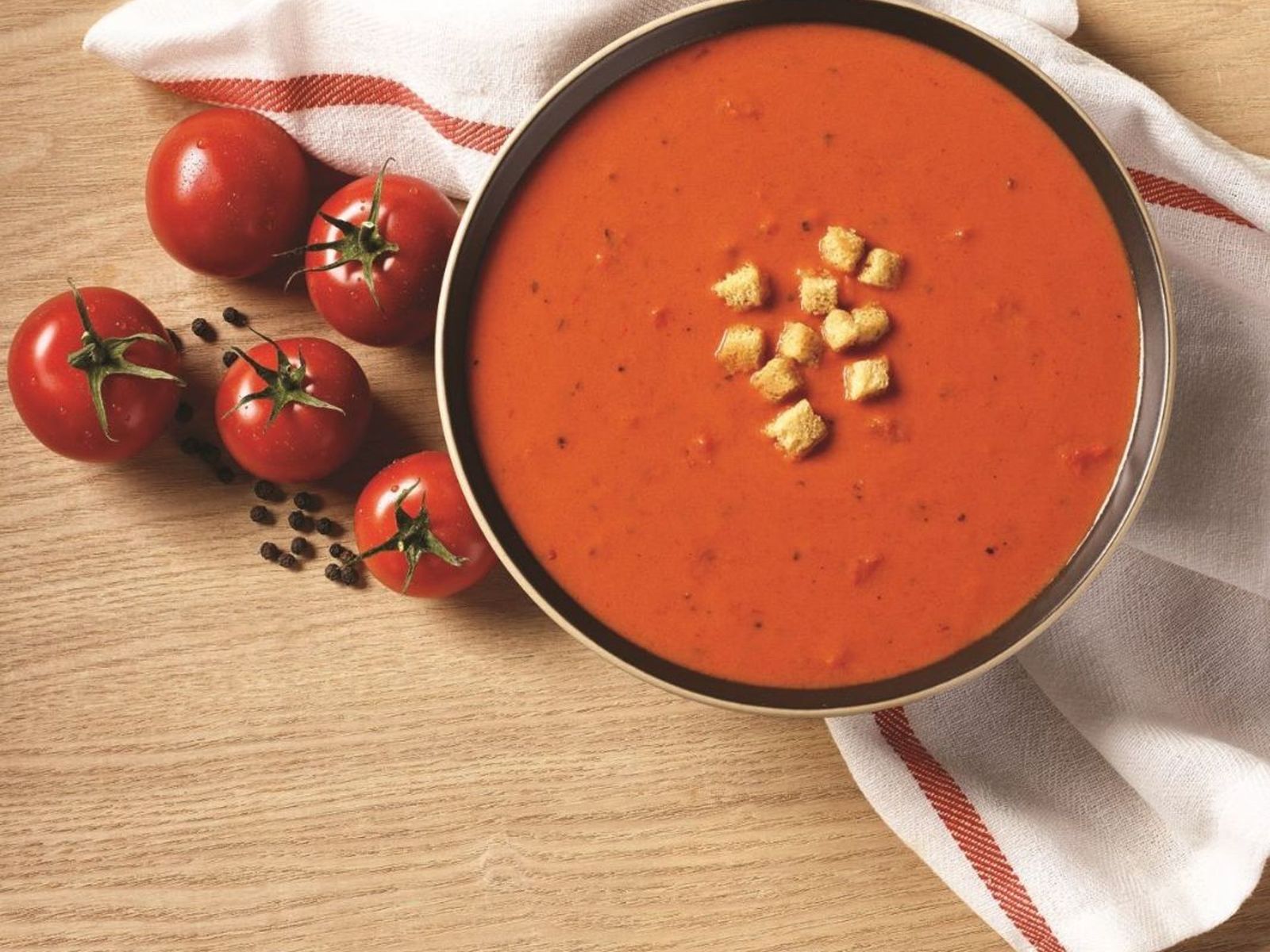 Order Creamy Tomato Soup food online from Caffe Nero store, Beverly on bringmethat.com