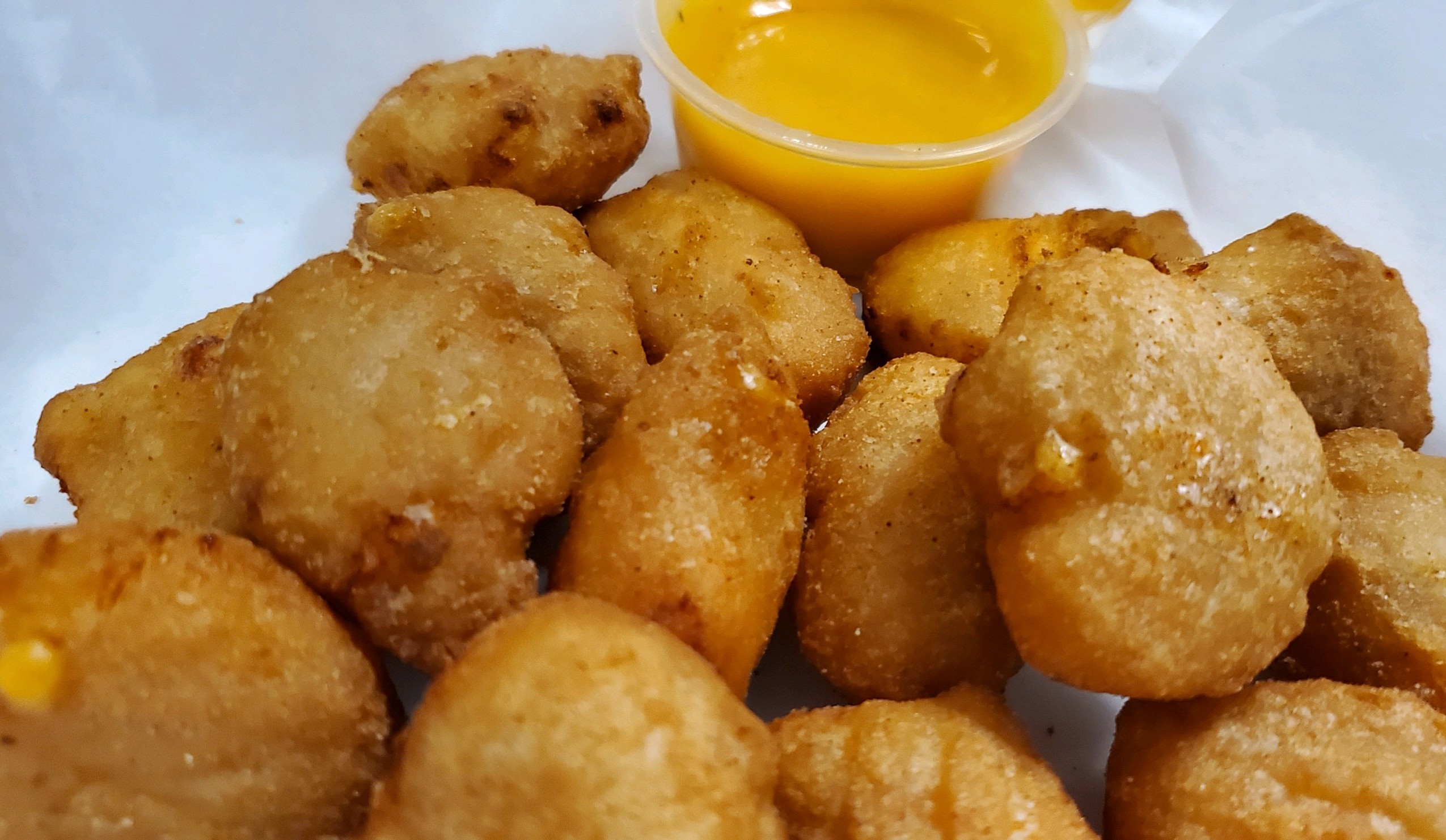 Order Fried Mac and Cheese Bites food online from Knuckles Knockout Grill store, Rochester on bringmethat.com