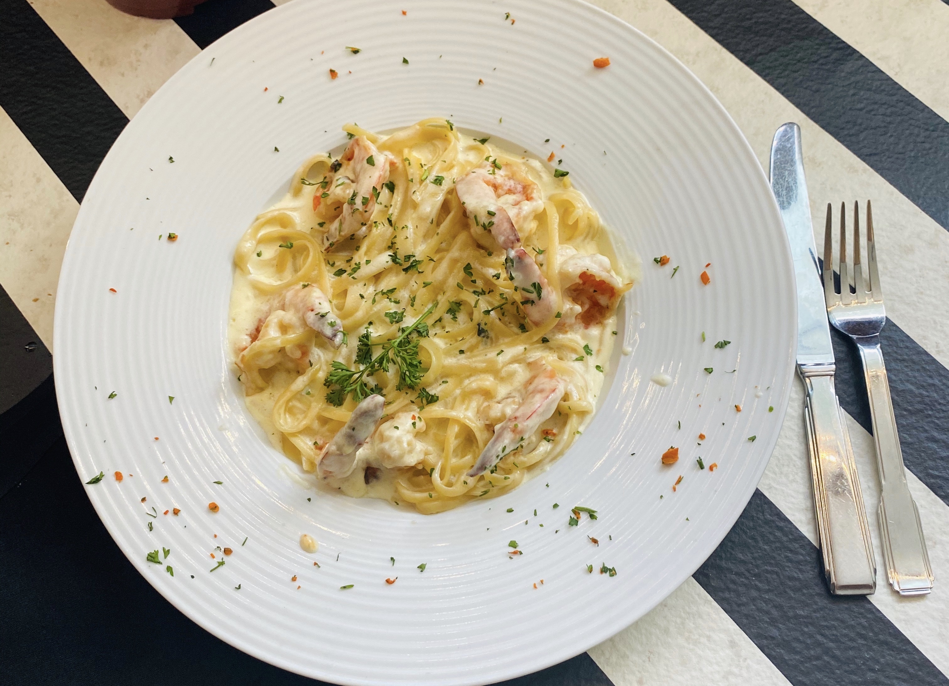 Order Fettuccine Alfredo with shrimp  food online from Chris Pizza store, Clifton on bringmethat.com
