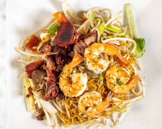 Order Soft Noodle Stir Fry food online from Pho Tung & Cafe store, Lake Forest on bringmethat.com