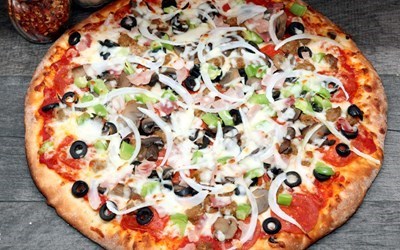 Order Supreme Pizza food online from Via Sofia store, Cedar Rapids on bringmethat.com