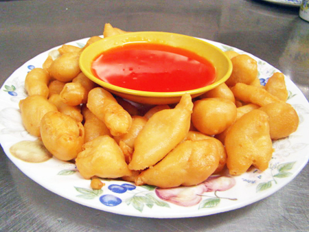 Order 128. Sweet and Sour Chicken food online from New Yee Wo store, Medford on bringmethat.com