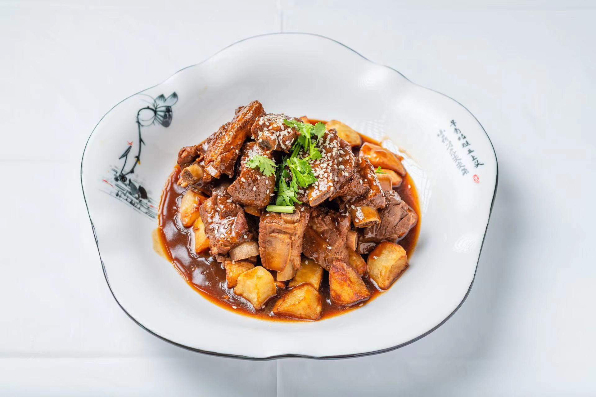 Order Braised Ribs （红烧排骨） food online from Flower Brook Mifen House store, Flushing on bringmethat.com