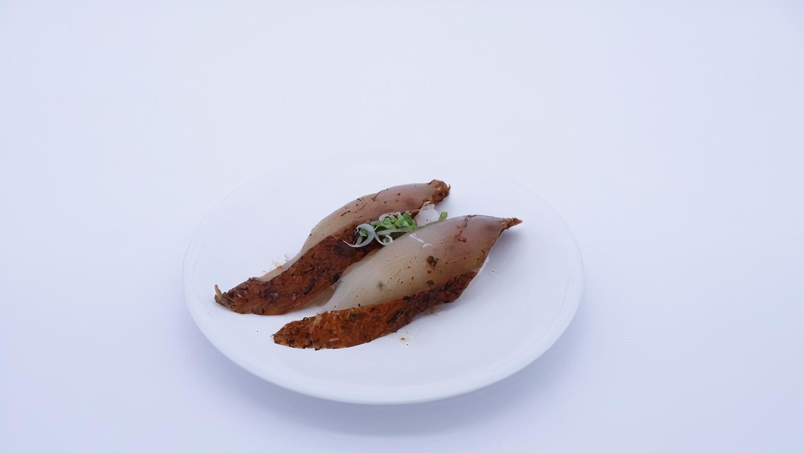 Order Seared Cajun Albacore (2 Pieces) food online from Sapporo Revolving Sushi store, Las Vegas on bringmethat.com