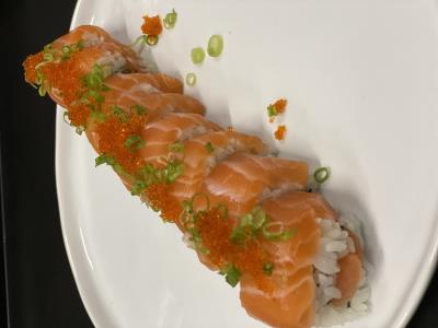 Order Orange Blossom Roll food online from Kakuna Sushi store, Fremont on bringmethat.com