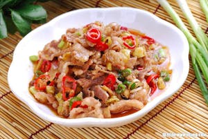 Order H18. Stir-Fried Beef 小炒肥牛 food online from Garage Restaurant store, San Gabriel on bringmethat.com