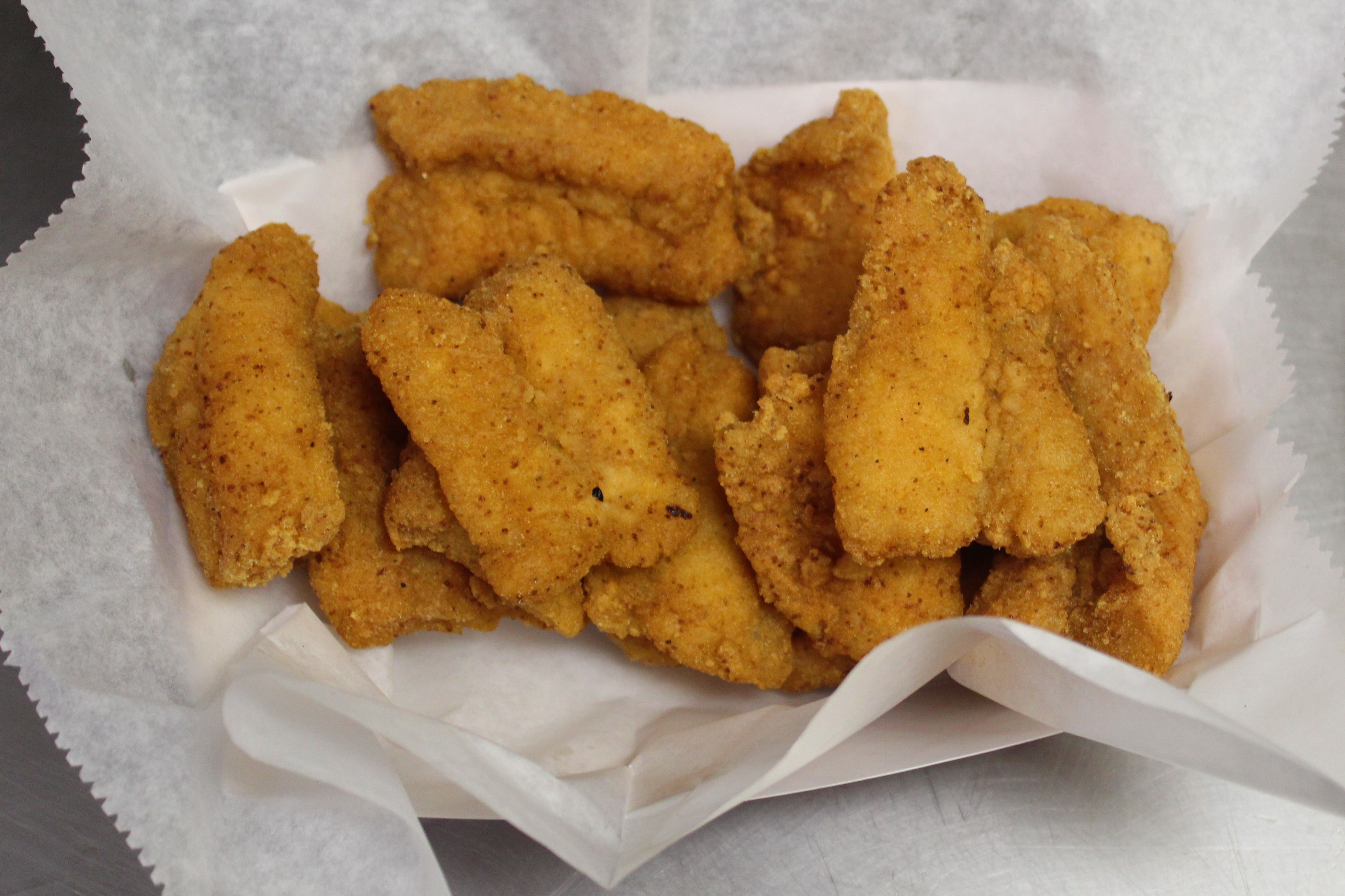Order 5 Fish Nugget food online from Charleigh B Chicken & Fish store, Kansas City on bringmethat.com