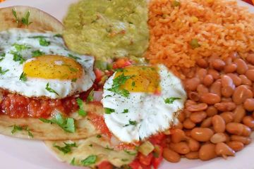 Order Huevo Rancheros food online from Los 3 Pollos store, Compton on bringmethat.com