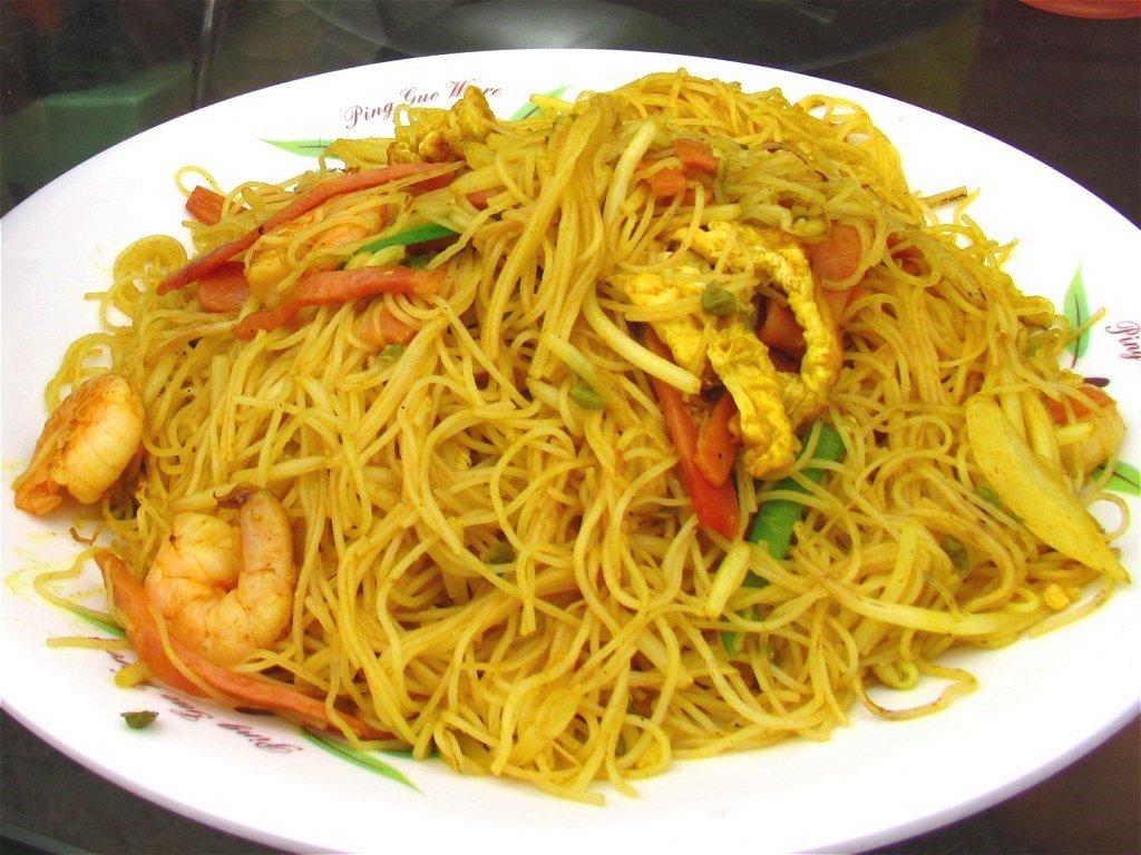 Order 44. Singapore Noodle food online from China King store, Narberth on bringmethat.com