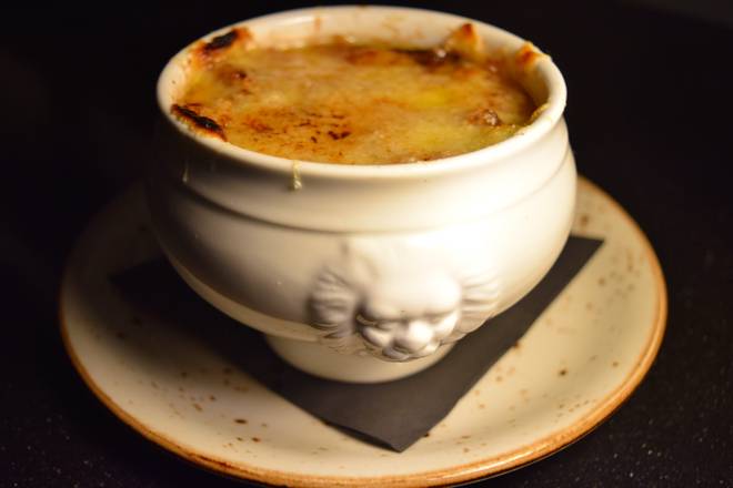 Order French Onion Soup food online from Feast store, Kirkland on bringmethat.com