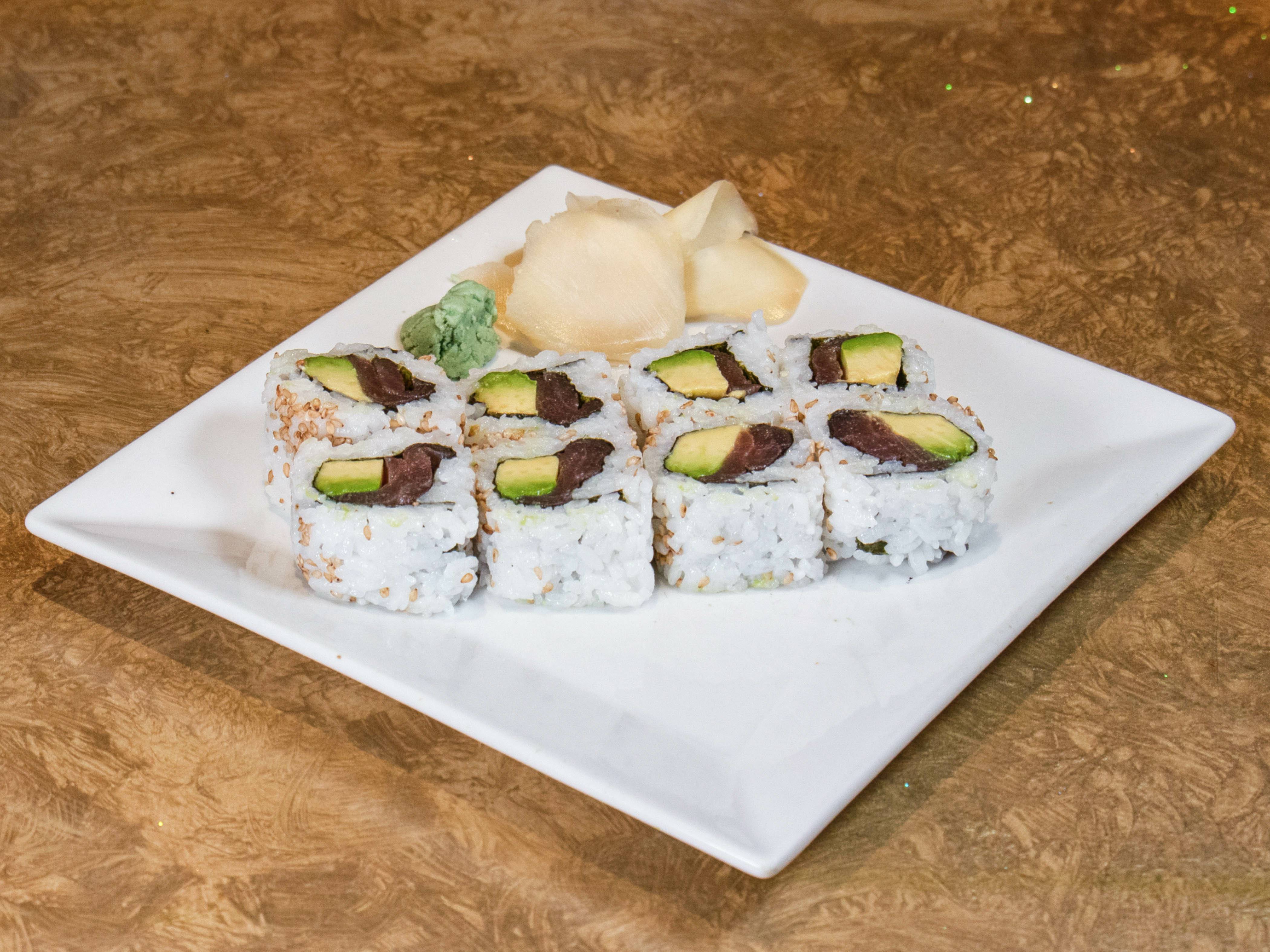 Order Tuna and Avocado Roll food online from Rien Tong Thai Cuisine store, Arlington on bringmethat.com