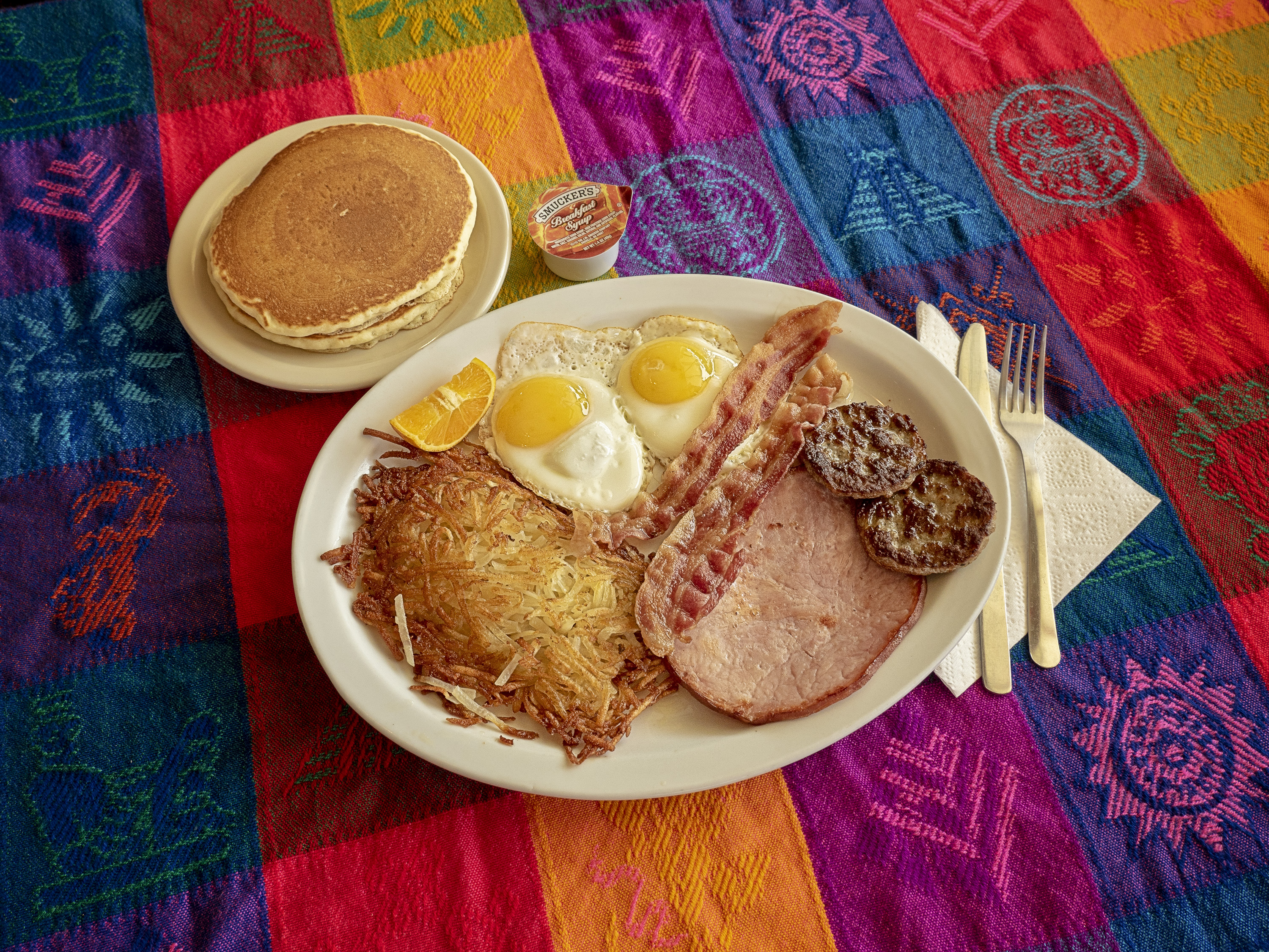 Order Grande Breakfast platter food online from Casa Grande Cafe store, Oxnard on bringmethat.com