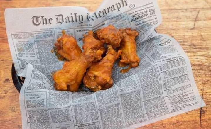 Order 10 Wings with Celery food online from Fully Loaded Pizza Kitchen store, Athens on bringmethat.com