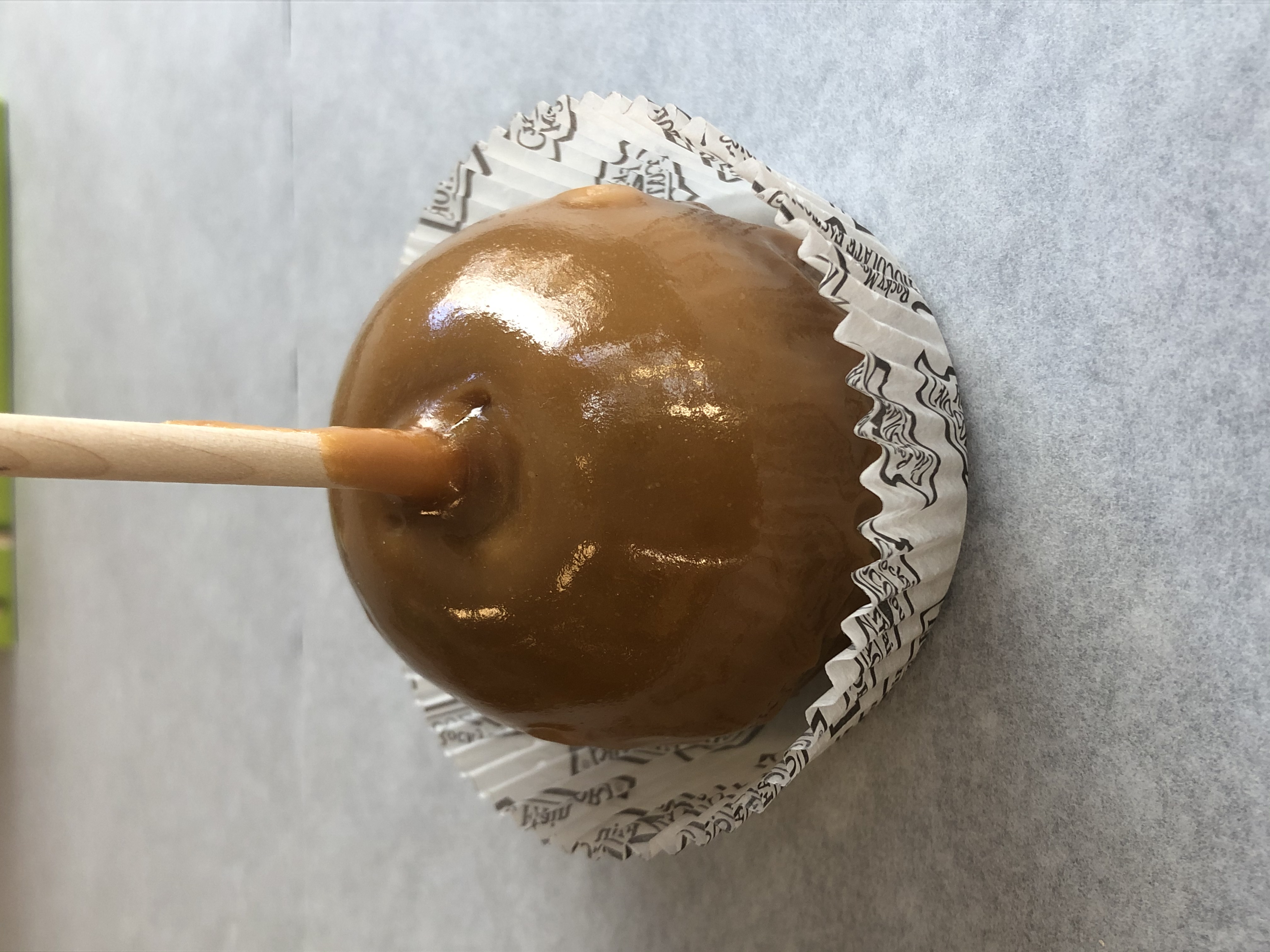 Order Caramel Apples - Simple Pleasures 4-Pack food online from Rocky Mountain Chocolate Factory store, Denver on bringmethat.com