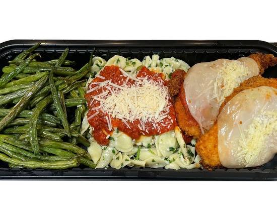 Order Chicken Parmesan Family Meal food online from Lucky California store, Santa Clara on bringmethat.com