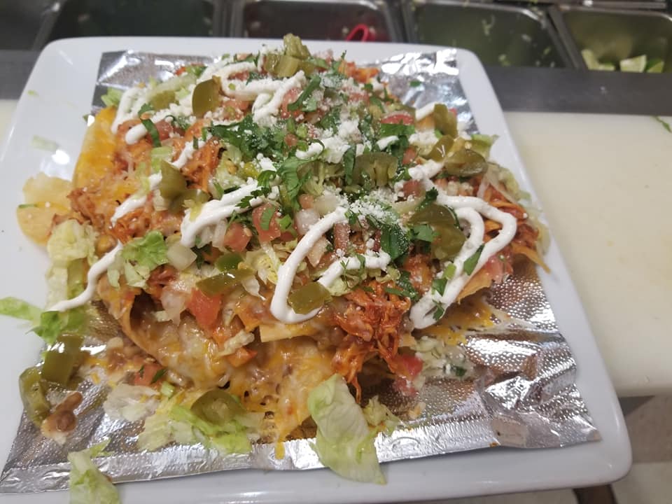 Order Chicken Nachos food online from Paraiso Rosel store, Reading on bringmethat.com
