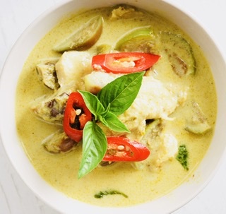 Order Thai Panang Curry Shrimp  food online from New Dragon store, Denver on bringmethat.com