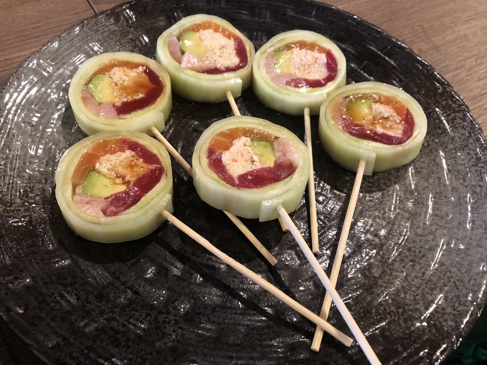 Order Lollipop Roll food online from Maguro Sushi and Ramen store, Chandler on bringmethat.com