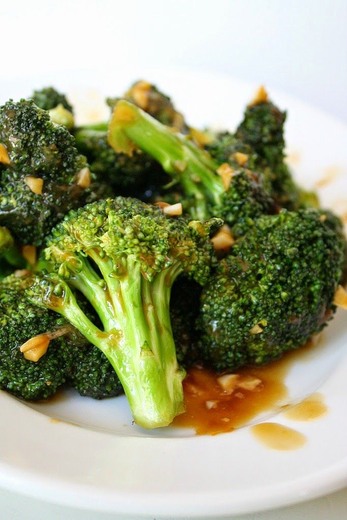 Order 74. Broccoli with Garlic Sauce food online from Boulevard Chinese Restaurant store, Elmwood Park on bringmethat.com