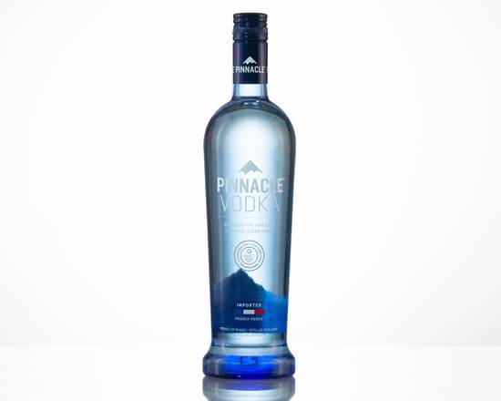 Order Pinnacle Original, 750mL vodka (40.0% ABV) food online from Space Liquor store, Houston on bringmethat.com
